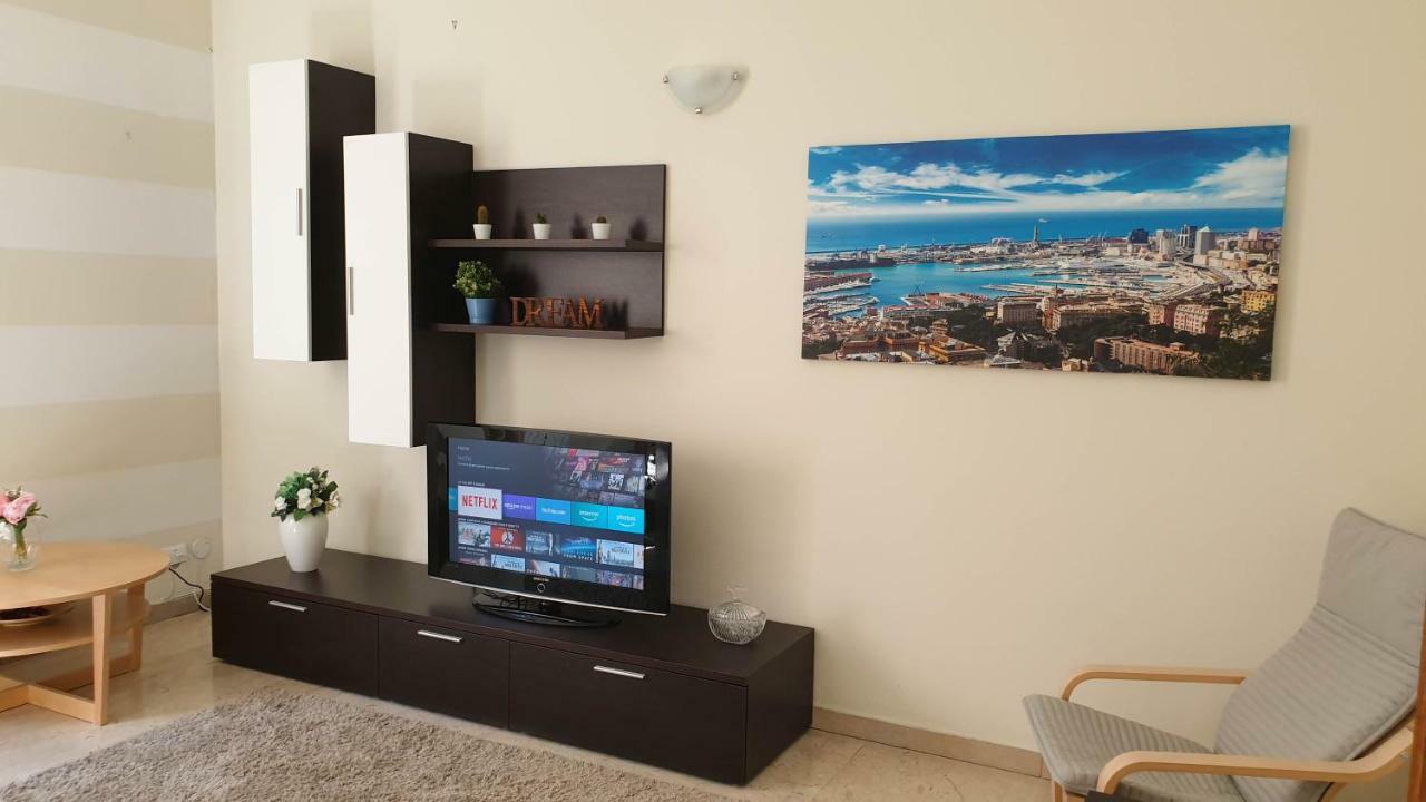 Assarotti Centre Apartment Janov Exteriér fotografie