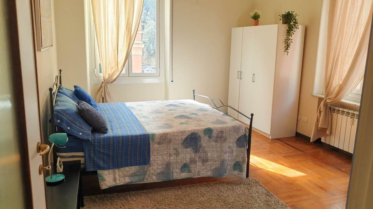 Assarotti Centre Apartment Janov Exteriér fotografie